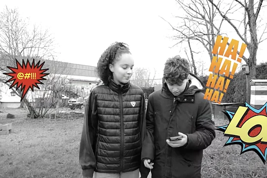 harcelement video screen